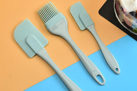 3 Pieces Silicone Oil Brush Spatula Set