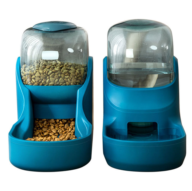 High-capacity Pet Water Feeder