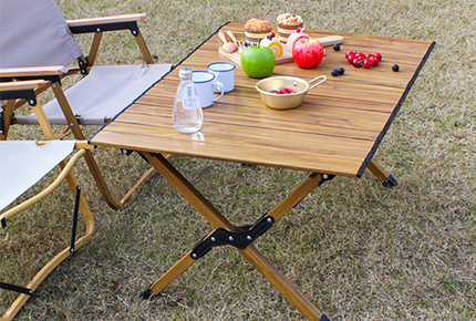 Outdoor portable folding camping roll-up table